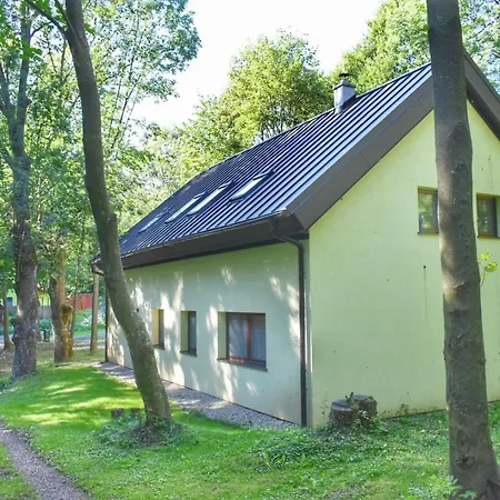 Refresh Lodge *