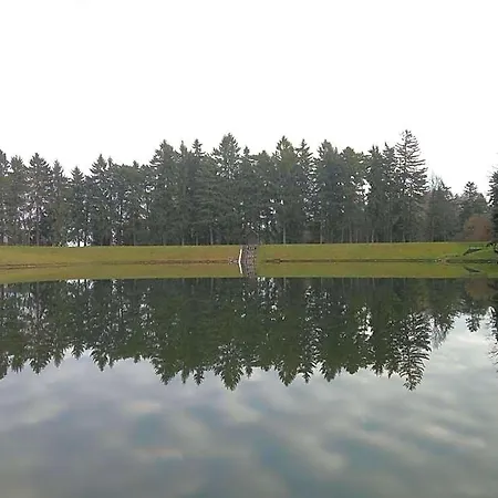 Refresh Lodge